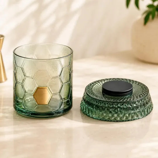Rotating Soccer Tumbler with Gold Accent 🟢⚽