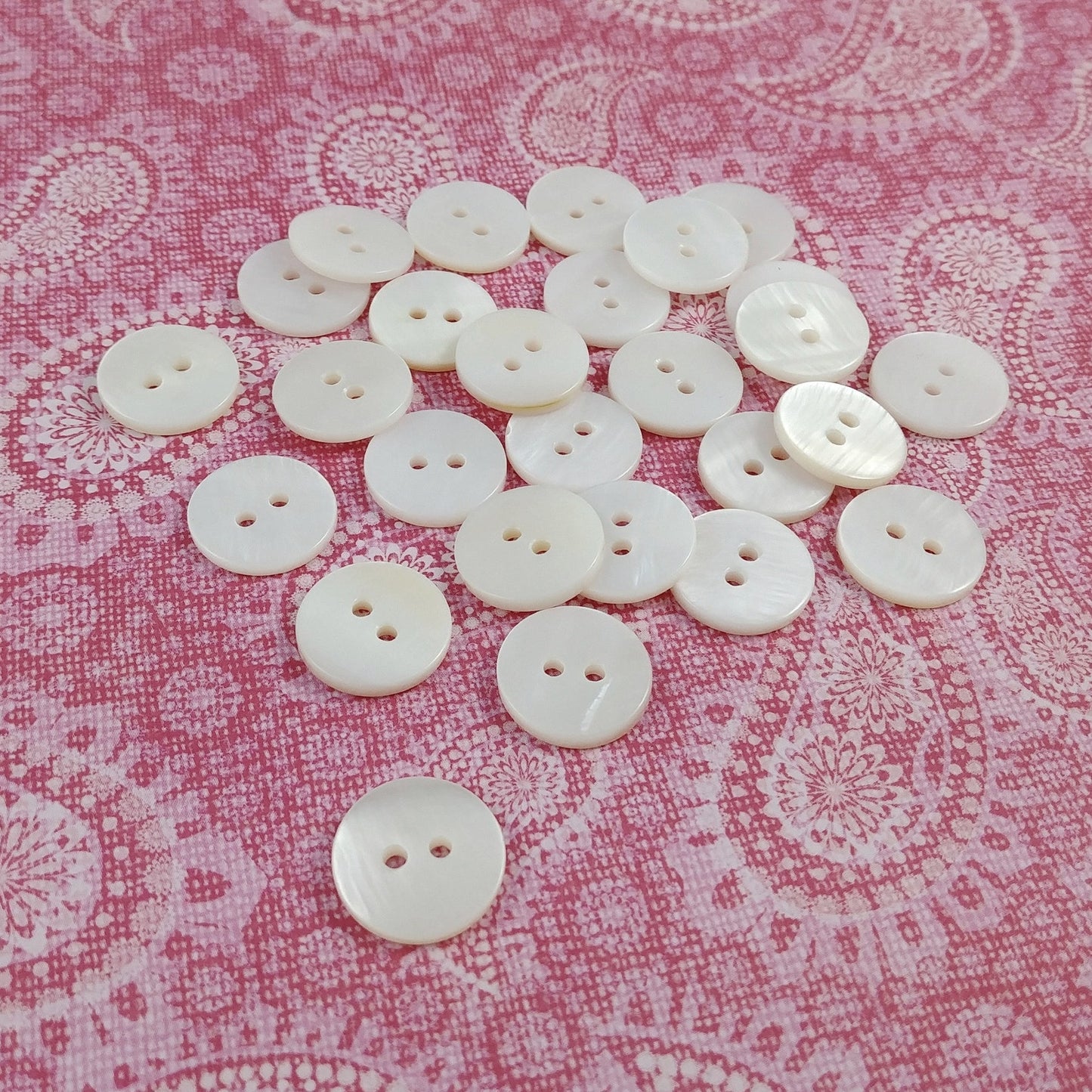 15mm mother of pearl buttons, 6 natural shell sewing buttons, 2 holes white buttons