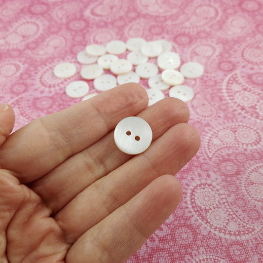 15mm mother of pearl buttons, 6 natural shell sewing buttons, 2 holes white buttons